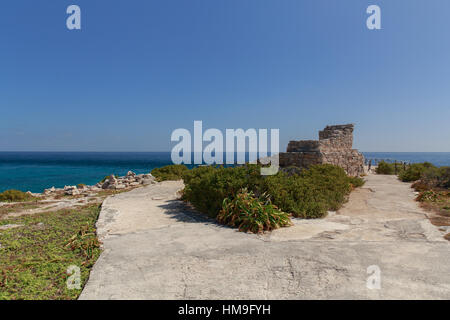 Die Reste einer alten Maya-Leuchtturm auf Isla Mujeres, Mexiko. Stockfoto