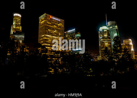 Wunderbare Los Angeles downtown in der Nacht von 4. Straße 3 Foto aufgenommen am Oct.29.2016 in LA, USA Stockfoto