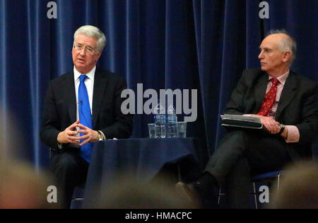 Fife, UK. 2. Februar 2017. Sir Michael Fallon, konservative Wartungstafel für Sevenoaks und Secretary Of State for Defence, spricht über "Wieder erstarkten Russland" an der Universität St Andrews. Bildnachweis: Derek Allan/Alamy Live-Nachrichten Stockfoto