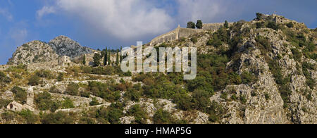 Kotor Festung (AKA Burg von San Giovanni) panorama Stockfoto