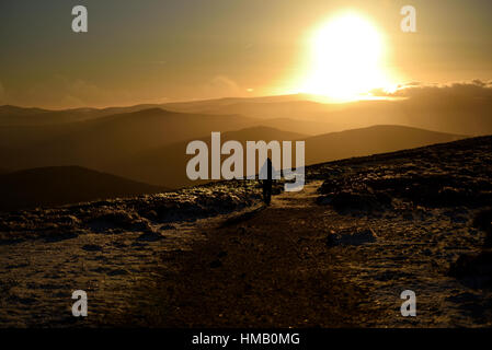 Winterwandern Sie in Wicklow Mountains - Irland Stockfoto