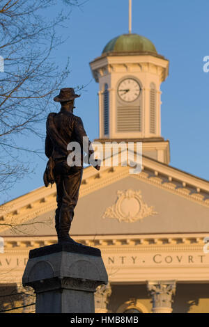 Bürgerkrieg gemeinsame konföderierten Soldaten Statue, Lexington, NC gewidmet 14. September 1905. Davidson County. Main und Center Straßen. Stockfoto