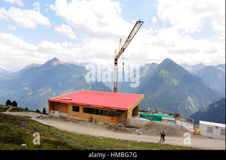 Wandern in den Bergen und Tälern rund um Mayrhofen in Österreich Stockfoto