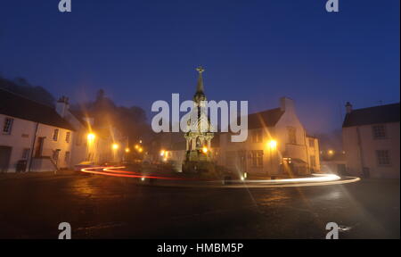 Atholl Memorial Brunnen bei Nacht dunkeld Schottland Januar 2017 Stockfoto