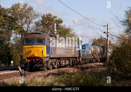 Ein paar von DRS 57 Loks der Baureihe arbeiten ein RHTT Zug an Terling. 27. Oktober 2008. Stockfoto