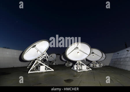 Die Bogenminute Microkelvin Imager AMI kleine Array an das Mullard Radio Astronomy Observatory Stockfoto