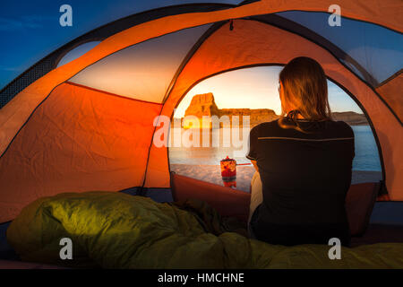 Zelt Camping Lone Rock Campground Lake Powell Wahweap Bay Kane County Utah Vereinigte Staaten von Amerika Stockfoto