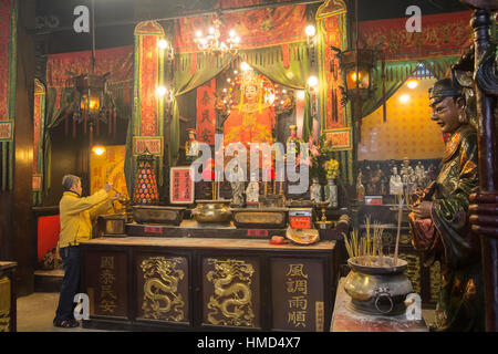 Altar in Tin Hau Tempel in Hong Kong Stockfoto