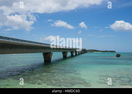 Ikema Brücke in Miyako Island von Okinawa, Japan. Stockfoto