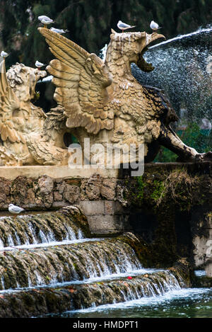 Ein Teil der Schrift De La Cascada, cascading Brunnen, Parc De La Ciutadella, Barcelona, Katalonien, Spanien. Stockfoto