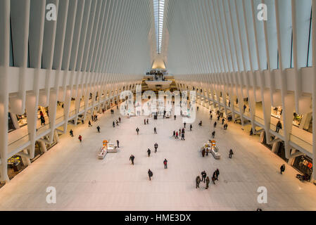 Die Oculus gerade eröffnet, als die teuerste der u-bahn Station überhaupt in der Nähe von Ground Zero in Manhattan New York City Stockfoto