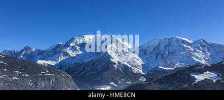 Norden Bild des Mont-Blanc-Massiv mit dem höchsten europäischen Gipfel. Stockfoto