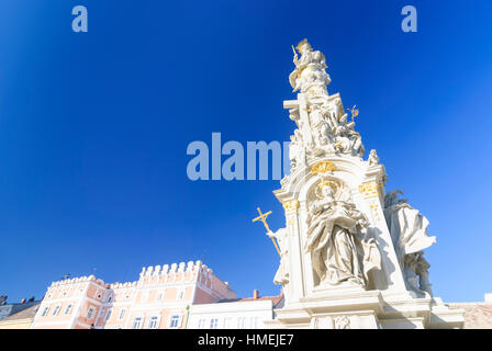 Retz: Hauptplatz Hauptplatz mit Dreifaltigkeitssäule und das Verderberhaus, Weinviertel, Niederösterreich, Niederösterreich, Österreich Stockfoto