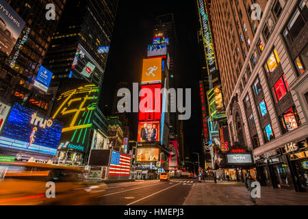 Nachtaufnahmen von Times Square Manhattan Stockfoto