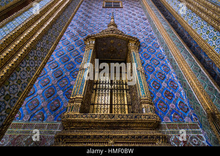 Königliches Pantheon Gebäude Detail im Wat Phra Kaeo in Bangkok (Thailand) Stockfoto