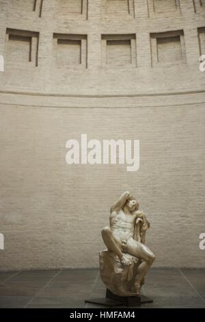 Skulptur von Barberini Faun Glyptothek Museum in München, Deutschland ...