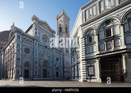 Der Komplex der Duomo di Firenze mit alten Baptisterium, Giottos Campanile und Brunelleschis Kuppel, Florenz, Toskana, Italien Stockfoto