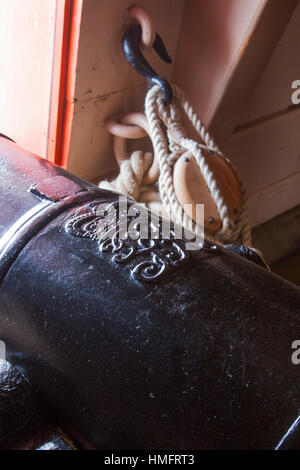 Backbordseite der HMS Victory in Portsmouth Historic Dockyard Stockfoto