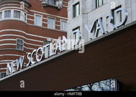 Die Curtis Green-building am Victoria Embankment in London, da Bauarbeiten auf die neue Zentrale für die Metropolitan Police weiterhin. Stockfoto