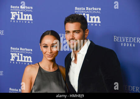 Santa Barbara, USA. 3. Februar 2017. Jesse Metcalfe und Cara Santana besuchen die herausragende Leistung des Jahres präsentiert von Belevedere Wodka auf der 32. jährlichen Santa Barbara International Film Festival im Arlington Theatre in Santa Barbara, C Stockfoto