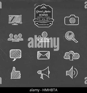 Social-Media Sammlung handgezeichnete Tafel Symbol, von Online-Networking-Symbolen. Nachricht, wie Computer, Foto und vieles mehr umfasst. EPS10 Vektor. Stock Vektor