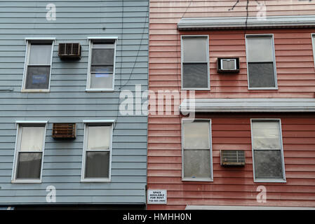 Mehrfamilienhäuser, Williamsburg, Brooklyn, New York City Stockfoto