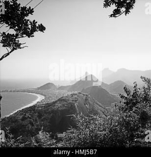 Küste Bei Rio de Janairo, Brasilien 1966. Küste von Rio de Janairo, Brasilien 1966. Stockfoto