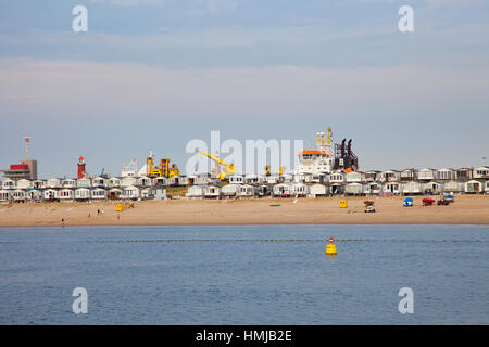 VELSEN, Niederlande - 7. Juli 2014: Blick auf typische Strand Häuser in Velsen, Niederlande Stockfoto