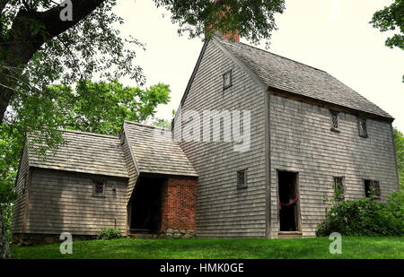 Sandwich, Massachusetts - 13. Juli 2015: Das historische 1675 Hoxie House, ein geschichtetes Saltbox kolonialen Hause auf Cape Cod Stockfoto