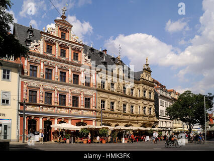 Gebäude in der Nähe von Fischmarkt, Renaissance-Hauses und Guildhall Zum Breiten Herde, Erfurt, Thüringen, Deutschland Stockfoto