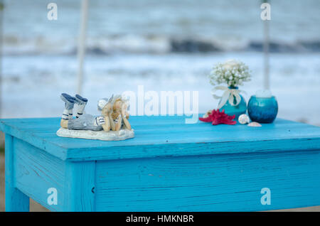 Strand Hochzeitsdetails direkt am Meer Stockfoto