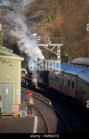 Santa Zugfahrt auf der North York Moors Dampfzug von Pickerting, North Yorkshire, UK Stockfoto
