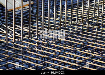 Stahlstäbe Verstärkung auf einer Baustelle. Stockfoto