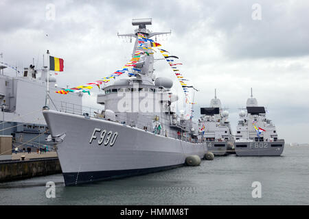 DEN HELDER, die Niederlande - 23.Juni: Belgische Fregatte F930 Leopold I während der niederländischen Marine Tage am 23. Juni 2013 in Den Helder, Niederlande Stockfoto