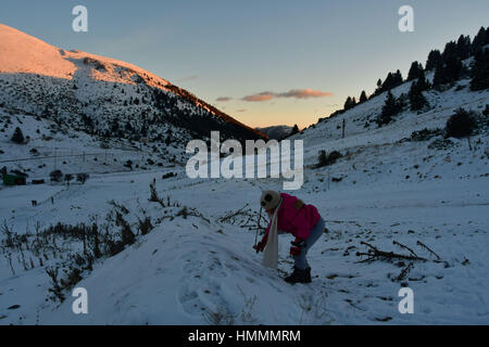 Griechenland Peloponnes Ski Resort Mainalon in Arkadia, Montag, 2. Januar 2016.To nächstgelegene Skigebiet des Landes aus der Hauptstadt. Stockfoto