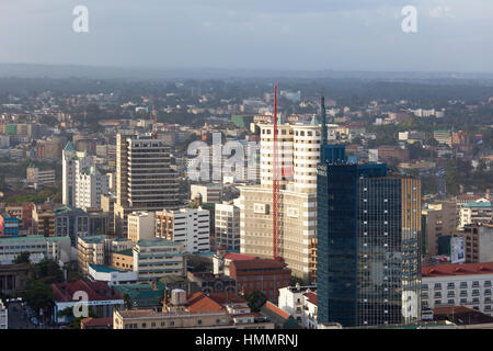 Nairobi, Kenia - Februar 7: Moderne Hochhäuser im Geschäftsviertel von Nairobi, Kenia am 7. Februar 2013 Stockfoto