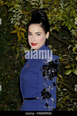 Dita Von Teese kommt bei LoveGold Golden Globe Party im 12. Januar 2013, in Los Angeles, Kalifornien. Foto von Francis Specker Stockfoto