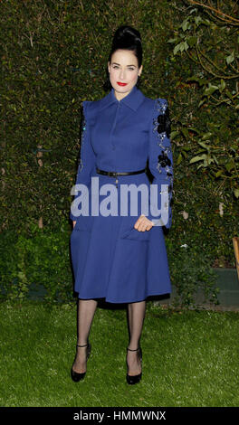 Dita Von Teese kommt bei LoveGold Golden Globe Party im 12. Januar 2013, in Los Angeles, Kalifornien. Foto von Francis Specker Stockfoto