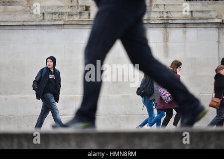 Trafalgar Square, London, UK. 10. Februar 2017. Kalt und nass Tag in London. Bildnachweis: Matthew Chattle/Alamy Live-Nachrichten Stockfoto