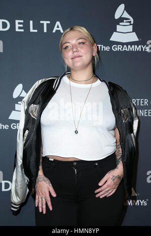 Los Angeles, Ca, USA. 9. Februar 2017. Elle König bei der Delta Airlines 2017 Grammy Feier an Schönheit & Essex in Los Angeles, Kalifornien am 9. Februar 2017. Stockfoto