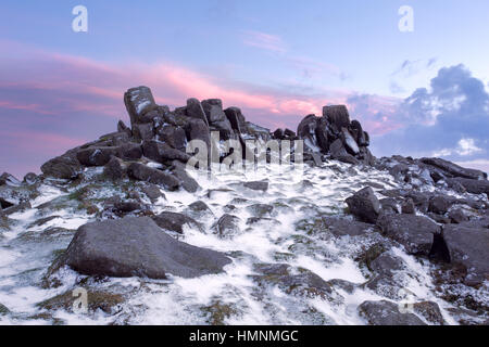 Winter-Sonnenuntergang am Belstone Tor Dartmoor National Park Devon UK Stockfoto