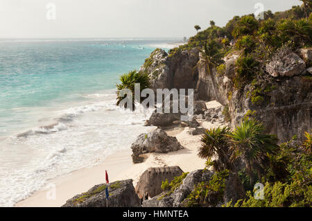 Strand im Tulum National Park, Tulum, Yucatan-Halbinsel, mexikanischer Staat Quintana Roo, Mexiko Stockfoto