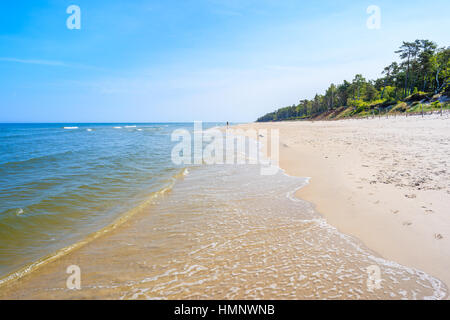 Meer am Sandstrand Lubiatowo, Ostsee, Polen Stockfoto