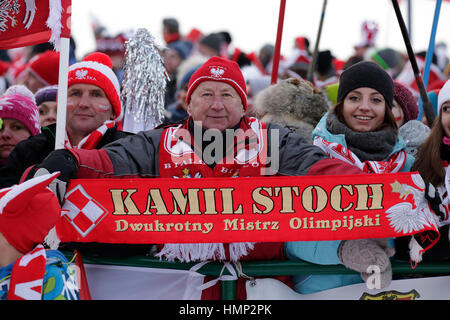 ZAKOPANE, Polen - 23. Januar 2016: FIS-Skisprung-Weltcup in Zakopane-o/p-fans Stockfoto