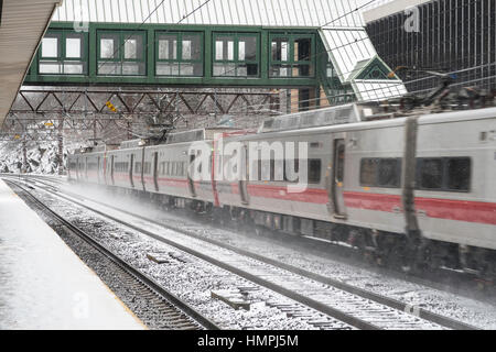 Bahnhof Greenwich in einem Schneesturm, Connecticut, USA Stockfoto