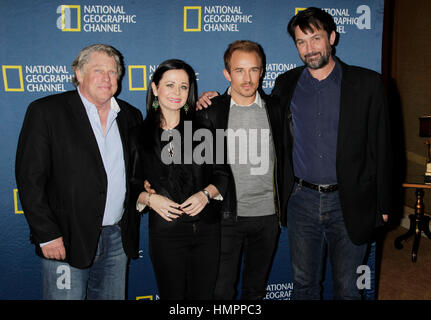 Von links kommen Graham Beckel, Geraldine Hughes, Jesse Johnson und Billy Campbell "Ermordung Lincolns" für die National Geographic Channel TCA Party am 3. Januar 2013, in Pasadena, California.Photo von Francis Specker Stockfoto