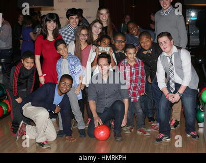 New York, USA. Januar 2015. 12. Januar 2015 – New York, New York – All-Star Bowling Benefit für die Stuttering Association for the Young (SAY) in Lucky Strike Lanes. Foto: McBride/Face to Face/AdMedia Credit: McBride/AdMedia/Alamy Live News Stockfoto