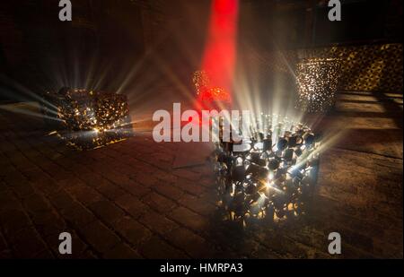 Toronto, Kanada. 4. Februar 2017. A Licht Kunst-Installation "The Love Locks", während die 2017 Toronto Light Festival in Toronto, Kanada gesehen wird. Bildnachweis: Zou Zheng/Xinhua/Alamy Live-Nachrichten Stockfoto