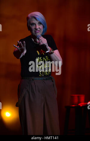 Hollywood, Florida, USA. 4. Februar 2017. Komiker Lisa Lampanelli führt im Hard Rock Live im Seminole Hard Rock Hotel & Casino – Hollywood am 4. Februar 2017 in Hollywood, Florida. Bildnachweis: Mpi10/Medien Punch/Alamy Live-Nachrichten Stockfoto