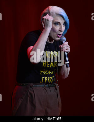 Hollywood, Florida, USA. 4. Februar 2017. Komiker Lisa Lampanelli führt im Hard Rock Live im Seminole Hard Rock Hotel & Casino – Hollywood am 4. Februar 2017 in Hollywood, Florida. Bildnachweis: Mpi10/Medien Punch/Alamy Live-Nachrichten Stockfoto